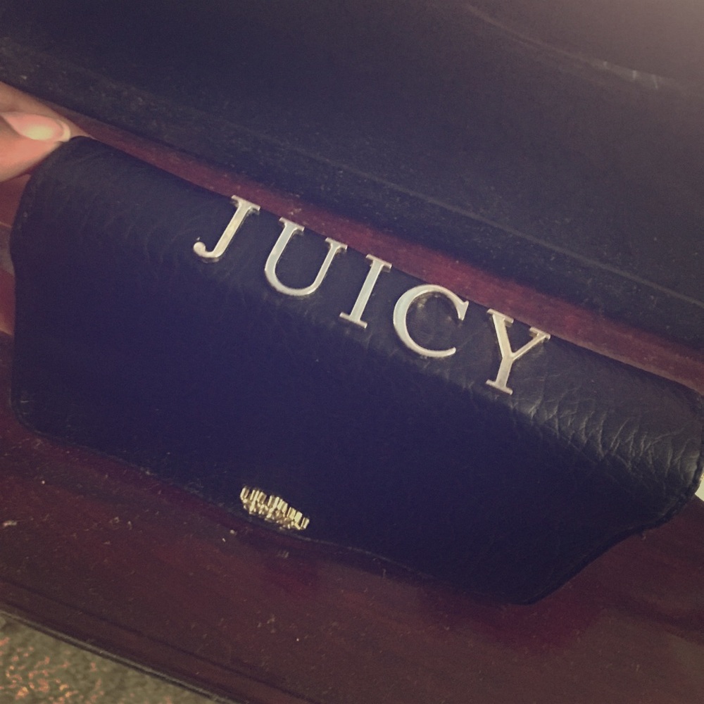 Juicy Couture Snap Wallet